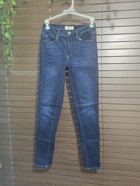 Gap True Skinny Dark Wash Mid-rise Women's Jeans Size 26R